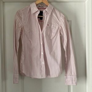 American Eagle Size 4 Favorite Button Up